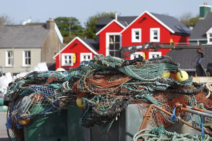Gerahmter Druck : Fischernetze, Dingle, County Kerry Gerahmter Druck : Fischernetze, Dingle, County Kerry