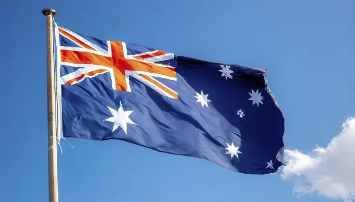 Gerahmter Druck : Die Flagge Australiens flattert im Wind. Gerahmter Druck : Die Flagge Australiens flattert im Wind.