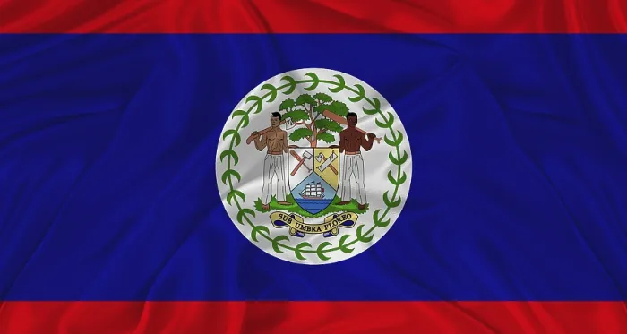 Gerahmter Druck : Flagge von Belize mit Stofftextur.