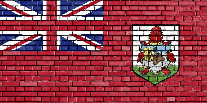 Gerahmter Druck : Flagge Bermudas auf Ziegelmauer gemalt. Gerahmter Druck : Flagge Bermudas auf Ziegelmauer gemalt.