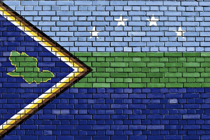 Gerahmter Druck : Flagge des Bundesstaates Delta Amacuro gemalt auf Ziegelmauer. Gerahmter Druck : Flagge des Bundesstaates Delta Amacuro gemalt auf Ziegelmauer.
