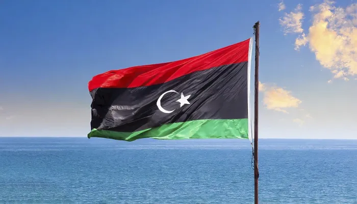 Gerahmter Druck : Das Flagge von Libyen weht im Wind. Gerahmter Druck : Das Flagge von Libyen weht im Wind.