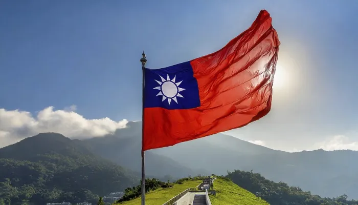 Gerahmter Druck : Die Flagge Taiwans flattert im Wind. Gerahmter Druck : Die Flagge Taiwans flattert im Wind.
