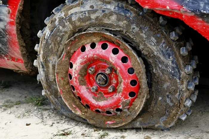 Gerahmter Druck : Reifenpanne Gerahmter Druck : Reifenpanne