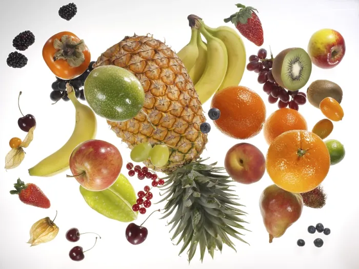 Gerahmter Druck : Fliegende Früchte, Ananas, Orange Gerahmter Druck : Fliegende Früchte, Ananas, Orange