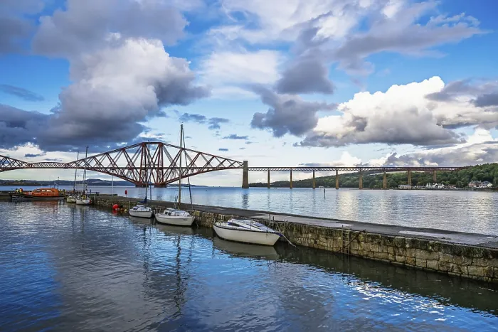 Gerahmter Druck : Forth Bridge, Queensferry Crossing Gerahmter Druck : Forth Bridge, Queensferry Crossing