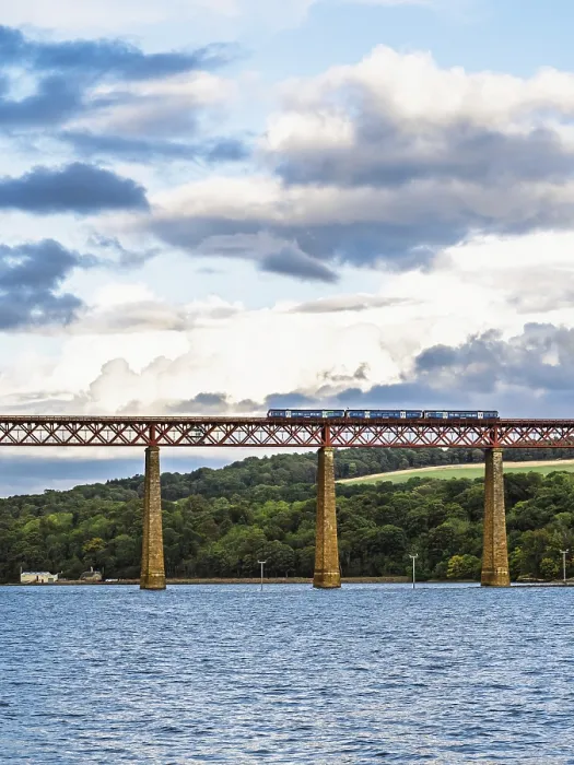 Gerahmter Druck : Forth Bridge, Queensferry Crossing Gerahmter Druck : Forth Bridge, Queensferry Crossing