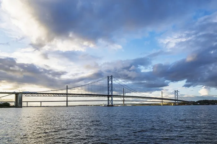 Gerahmter Druck : Forth Bridge, Queensferry Crossing Gerahmter Druck : Forth Bridge, Queensferry Crossing