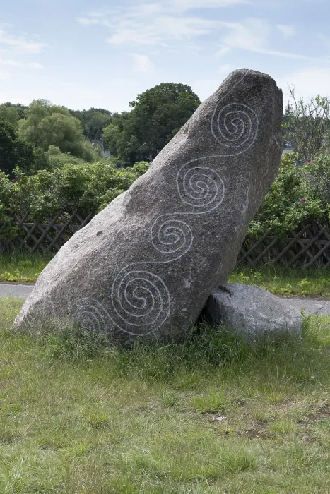 Gerahmter Druck : Findelkind mit Ornamenten geschmückt. Gerahmter Druck : Findelkind mit Ornamenten geschmückt.