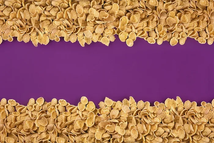 Gerahmter Druck : Ein Rahmen mit Cornflakes umgeben. Gerahmter Druck : Ein Rahmen mit Cornflakes umgeben.