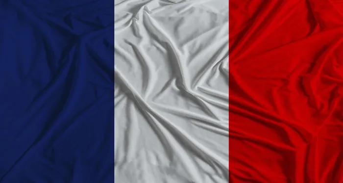 Gerahmter Druck : Französische Flagge mit Stofftexturhintergrund Gerahmter Druck : Französische Flagge mit Stofftexturhintergrund