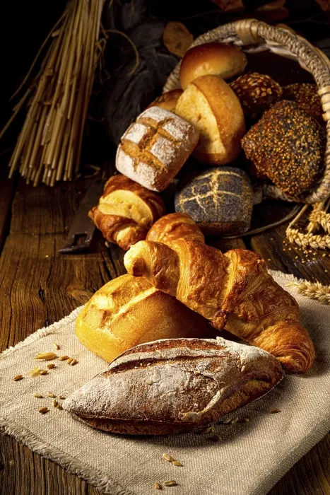 Gerahmter Druck : Frische Rouladen in einer Corne Gerahmter Druck : Frische Rouladen in einer Corne