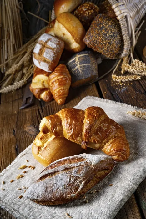 Gerahmter Druck : Frische Brötchen in einer Cornea Gerahmter Druck : Frische Brötchen in einer Cornea