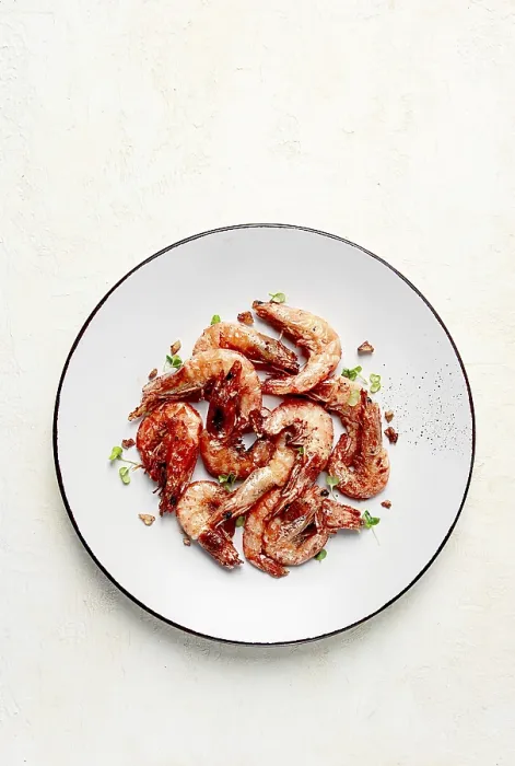 Gerahmter Druck : Gegrillte Tigerbarsche, mit Gewürzen. Gerahmter Druck : Gegrillte Tigerbarsche, mit Gewürzen.