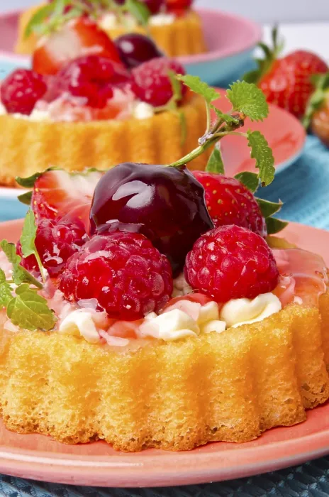 Gerahmter Druck : Obsttorte. Früchtekuchen Gerahmter Druck : Obsttorte. Früchtekuchen