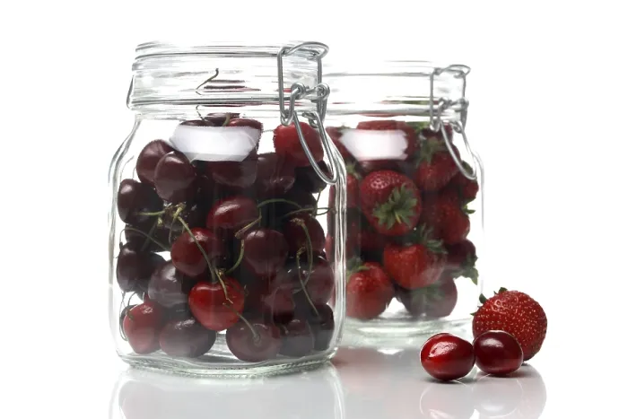 Gerahmter Druck : Frucht in Konservierungsglas Gerahmter Druck : Frucht in Konservierungsglas