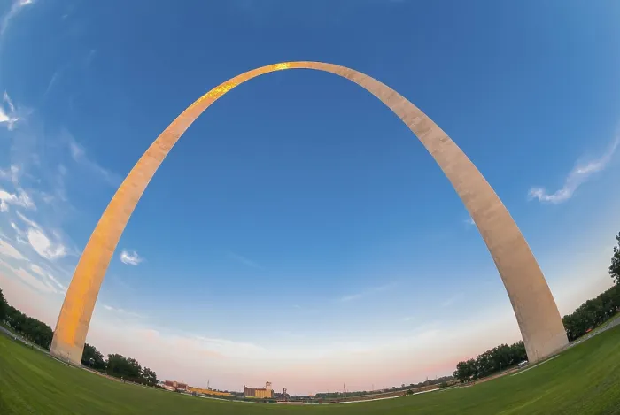 Gerahmter Druck : Gateway-Arch, Tor des Westens. Gerahmter Druck : Gateway-Arch, Tor des Westens.