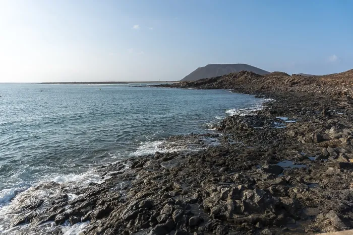 Gerahmter Druck : Gesteinsbuchten auf Isla de Lobos Gerahmter Druck : Gesteinsbuchten auf Isla de Lobos
