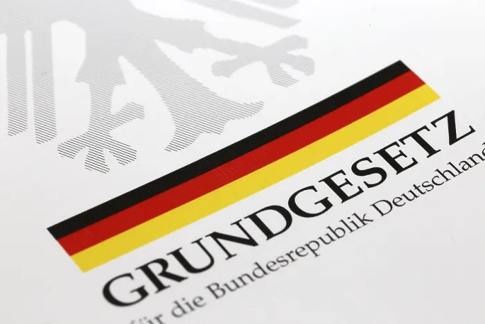 Gerahmter Druck : Grundgesetz Gerahmter Druck : Grundgesetz