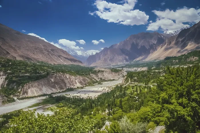 Gerahmter Druck : Gilgit-Fluss, Nebenfluss des Indus. Gerahmter Druck : Gilgit-Fluss, Nebenfluss des Indus.