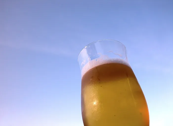 Gerahmter Druck : Gläser von mehr Bier. Gerahmter Druck : Gläser von mehr Bier.