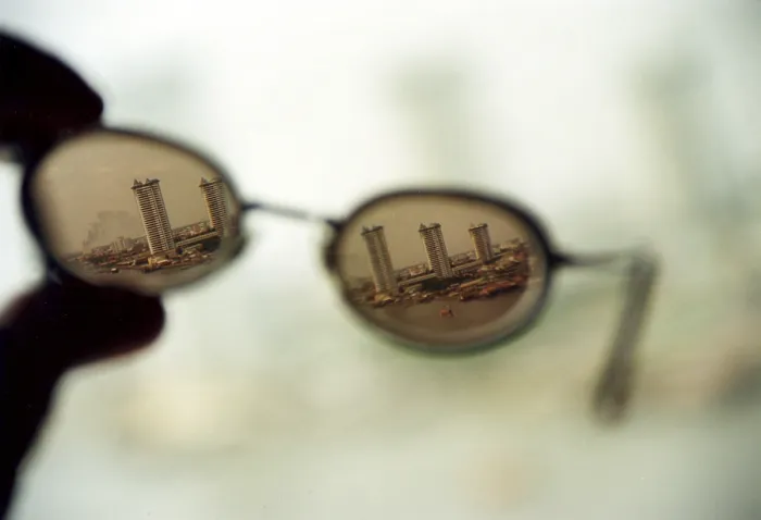 Gerahmter Druck : Glasses Gerahmter Druck : Glasses