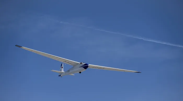 Gerahmter Druck : Segelflugzeug, Tirol, Österreich