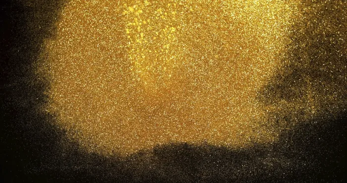 Gerahmter Druck : Gold Glitzer fällt auf schwarzem Hintergrund. Gerahmter Druck : Gold Glitzer fällt auf schwarzem Hintergrund.