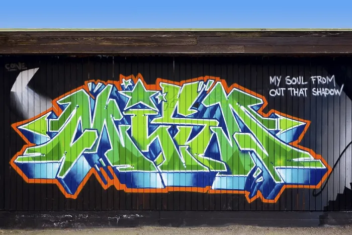 Gerahmter Druck : Graffiti auf einer Wand. Gerahmter Druck : Graffiti auf einer Wand.