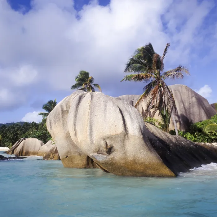 Gerahmter Druck : Granitfelsen auf Anse Source a Jean Strand. Gerahmter Druck : Granitfelsen auf Anse Source a Jean Strand.