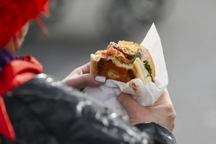 Gerahmter Druck : Hamburger-Mahlzeit Gerahmter Druck : Hamburger-Mahlzeit