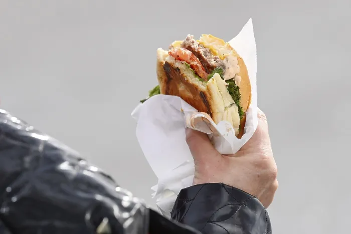 Gerahmter Druck : Hamburger-Mahlzeit Gerahmter Druck : Hamburger-Mahlzeit