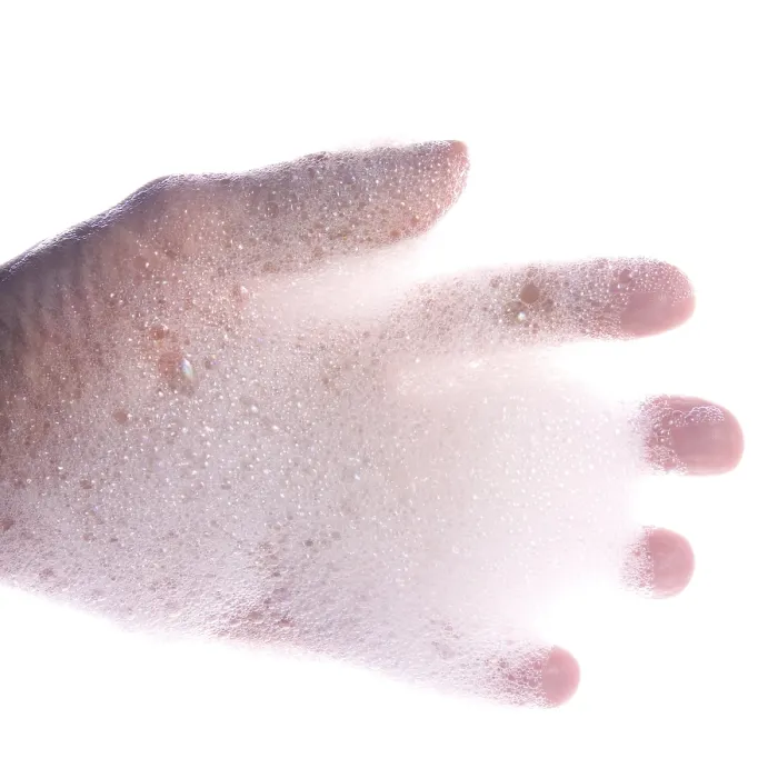 Gerahmter Druck : Hand mit Seife Gerahmter Druck : Hand mit Seife