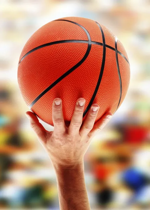 Gerahmter Druck : Hände fangen Basketball. Gerahmter Druck : Hände fangen Basketball.