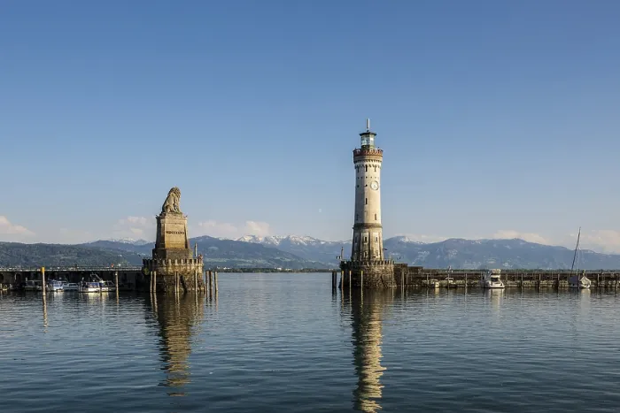 Gerahmter Druck : Hafen mit Leuchtturm, Lindau. Gerahmter Druck : Hafen mit Leuchtturm, Lindau.