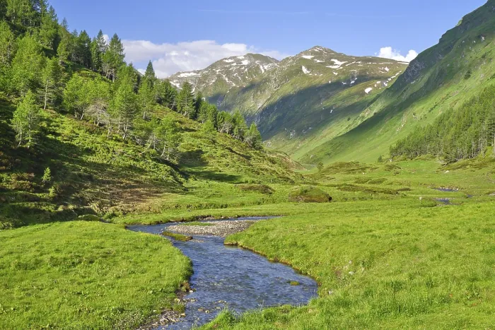 Gerahmter Druck : Wandern entlang der Mur, Murursprung. Gerahmter Druck : Wandern entlang der Mur, Murursprung.