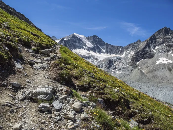 Gerahmter Druck : Wanderweg bis zur Bergstation Cabane de Moiry Gerahmter Druck : Wanderweg bis zur Bergstation Cabane de Moiry