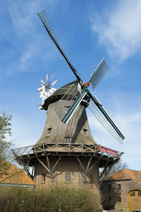 Gerahmter Druck : Historische Windmühle, Schlachthofmühle. Gerahmter Druck : Historische Windmühle, Schlachthofmühle.