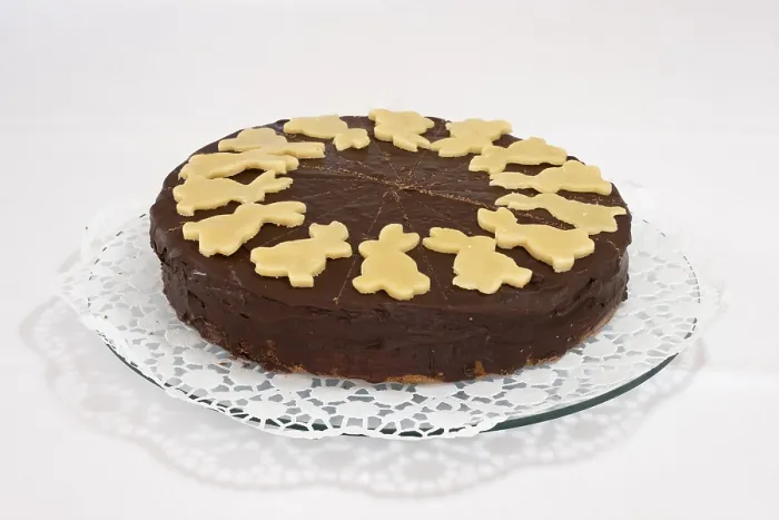 Gerahmter Druck : Easter Chocolate Cake Gerahmter Druck : Easter Chocolate Cake