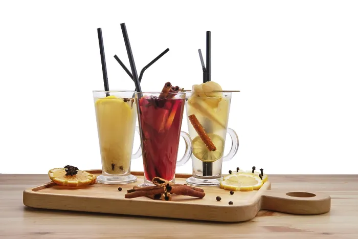 Gerahmter Druck : Heiße Fruchtdrinks, Himbeere mit Orange. Gerahmter Druck : Heiße Fruchtdrinks, Himbeere mit Orange.