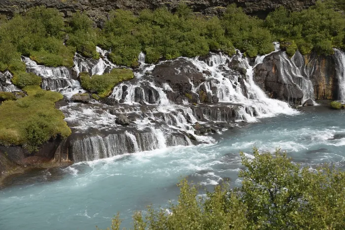 Gerahmter Druck : Hraunfossar, Island, Wasserfall Gerahmter Druck : Hraunfossar, Island, Wasserfall