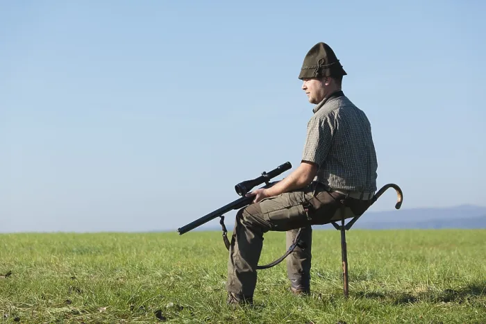 Gerahmter Druck : Jäger jagt Wild. Gerahmter Druck : Jäger jagt Wild.