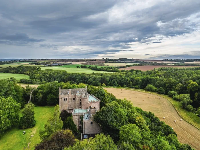 Gerahmter Druck : Hutton Castle aus der Sicht eines Drohnen, Whiteadder Water Gerahmter Druck : Hutton Castle aus der Sicht eines Drohnen, Whiteadder Water