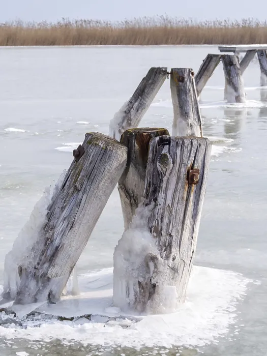 Gerahmter Druck : Eis auf dem See. Gerahmter Druck : Eis auf dem See.