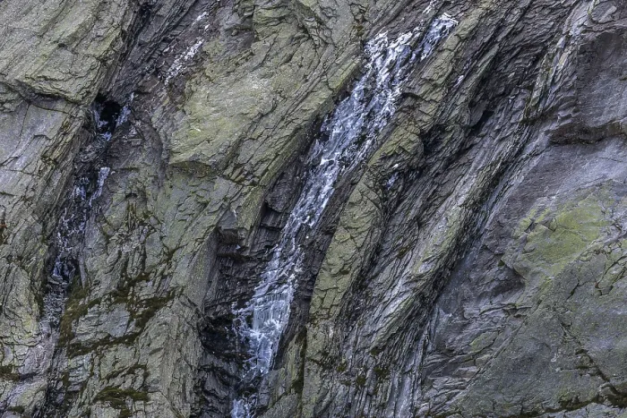 Gerahmter Druck : Eis auf Felsen, Tal von Sambuco, Vale Sambuco Gerahmter Druck : Eis auf Felsen, Tal von Sambuco, Vale Sambuco
