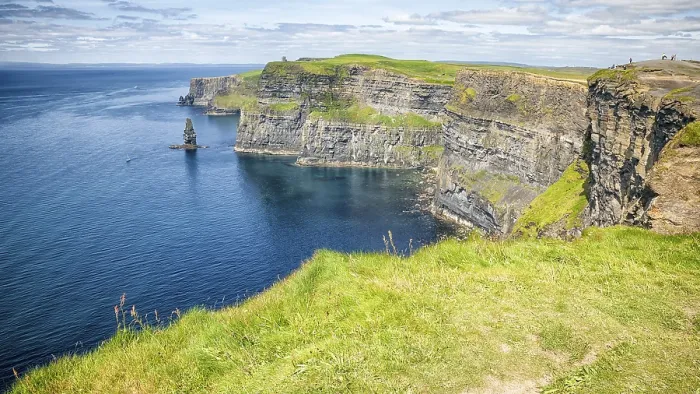 Gerahmter Druck : Ein Bild der berühmten Cliffs of Moher in Irland. Gerahmter Druck : Ein Bild der berühmten Cliffs of Moher in Irland.