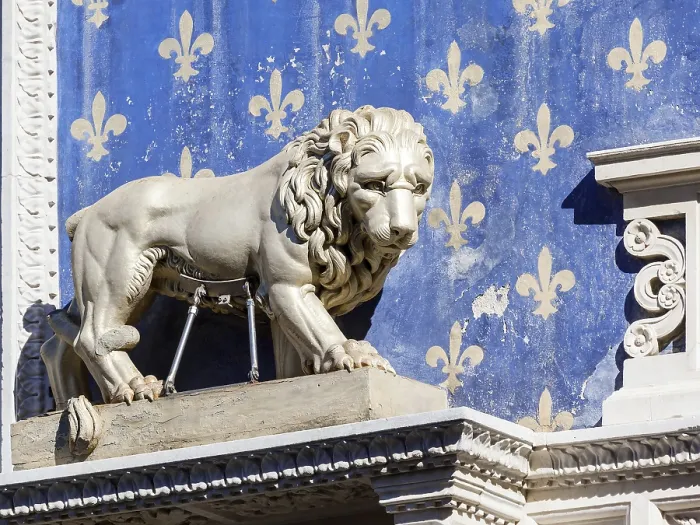 Gerahmter Druck : Ein Bild einer Löwenstatue in Florenz. Gerahmter Druck : Ein Bild einer Löwenstatue in Florenz.