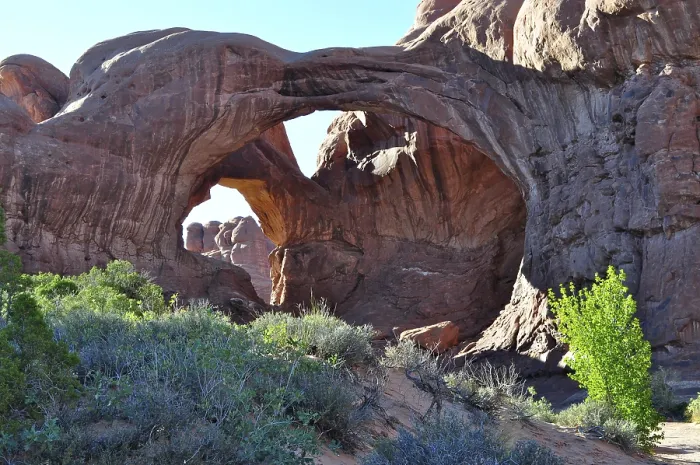 Gerahmter Druck : Ein beeindruckendes Doppelbogen, genannt Double Arch. Gerahmter Druck : Ein beeindruckendes Doppelbogen, genannt Double Arch.