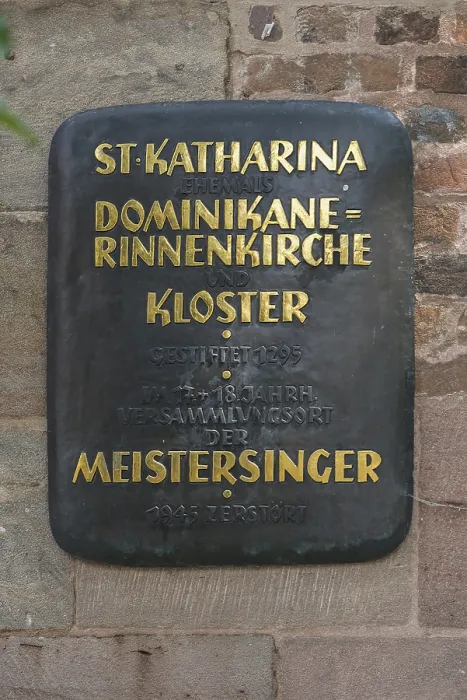 Gerahmter Druck : Informationstafel an der ehemaligen St. Katarina Kirche, Kloster, Nürnberg, Mittelfranken, Bayern Gerahmter Druck : Informationstafel an der ehemaligen St. Katarina Kirche, Kloster, Nürnberg, Mittelfranken, Bayern