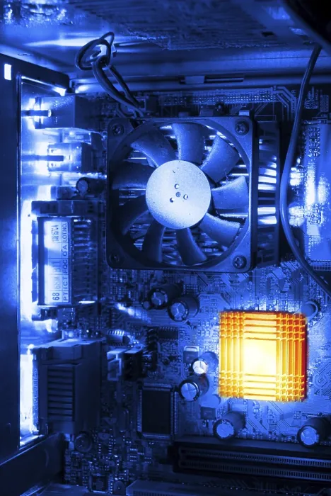 Gerahmter Druck : Innerer Computer, Hauptplatine und Lüfter Gerahmter Druck : Innerer Computer, Hauptplatine und Lüfter